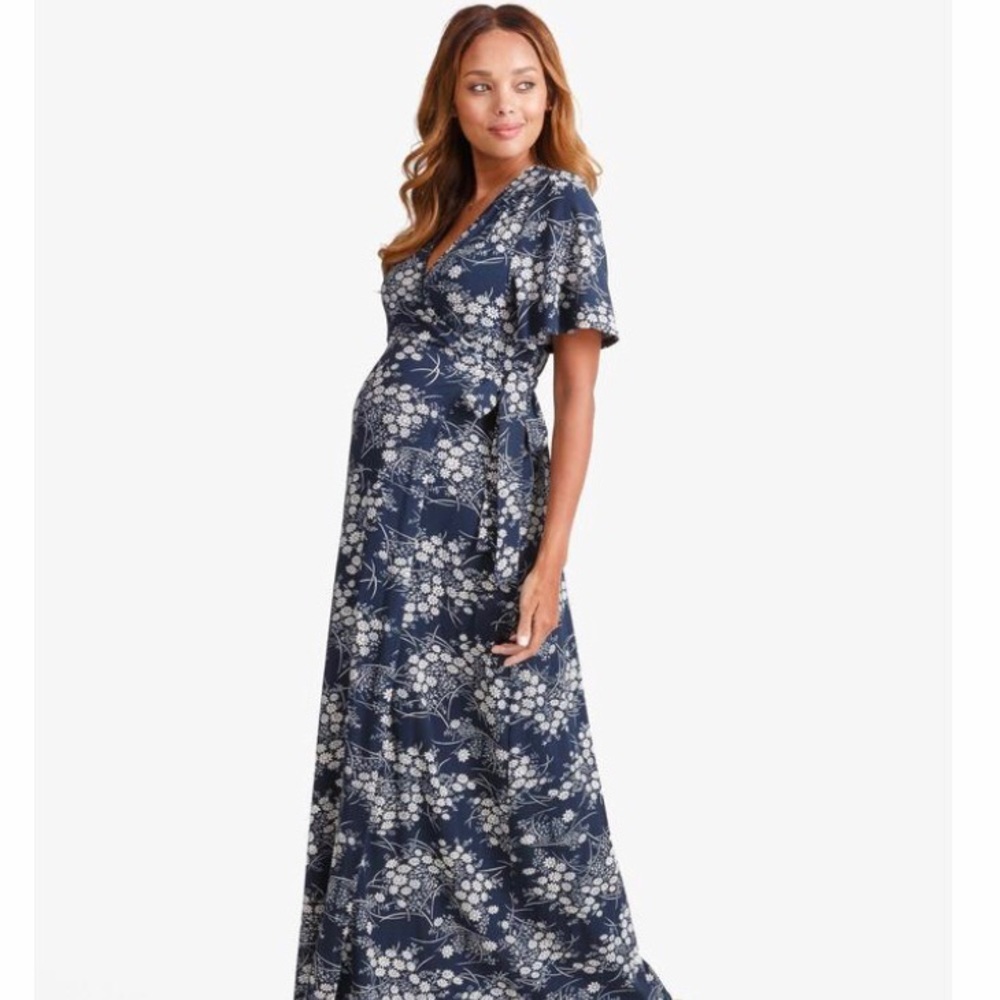 Maternity maxi dress by Ingrid and Isabel